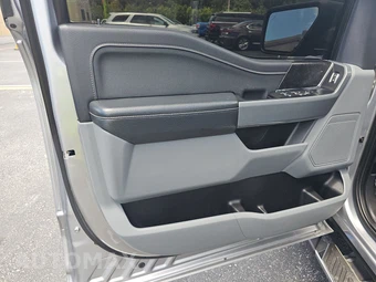 2021 Ford F-150 XLT Crew Cab Short Bed - miniatura 9