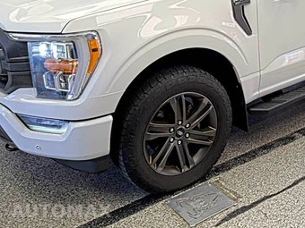 2021 Ford F-150 XLT Extended Cab Medium Bed w/Rear Doors - miniatura 16