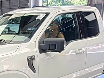2021 Ford F-150 XLT Extended Cab Medium Bed w/Rear Doors - miniatura 19