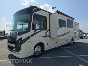 2021 Ford F-53 - miniatura 1