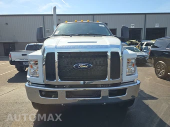 2021 Ford F-750 - miniatura 2