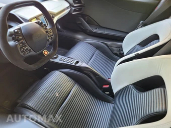 2021 Ford GT - miniatura 11