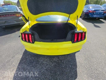 2021 Ford Mustang EcoBoost Coupe - miniatura 14