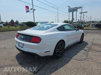 2021 Ford Mustang EcoBoost Coupe - miniatura 3