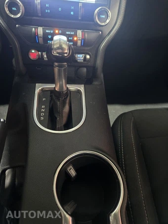 2021 Ford Mustang EcoBoost Coupe - miniatura 15