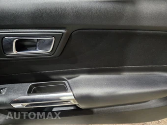 2021 Ford Mustang EcoBoost Coupe - miniatura 16