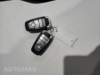 2021 Ford Mustang EcoBoost Coupe - miniatura 17