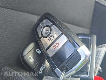 2021 Ford Mustang EcoBoost Coupe - miniatura 8