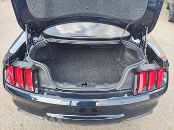 2021 Ford Mustang GT Coupe - miniatura 11