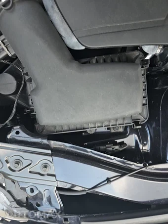 2021 Ford Mustang GT Coupe - miniatura 21