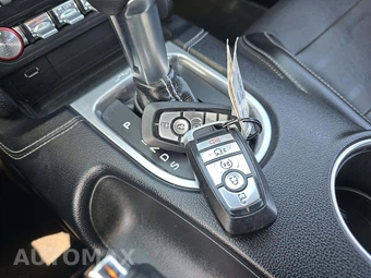 2021 Ford Mustang GT Premium Convertible - miniatura 8