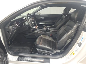 2021 Ford Mustang GT Premium Coupe - miniatura 7