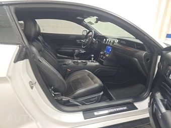 2021 Ford Mustang GT Premium Coupe - miniatura 8