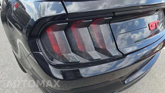 2021 Ford Mustang GT Premium Coupe - miniatura 2