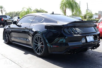 2021 Ford Mustang GT Premium Coupe - miniatura 3