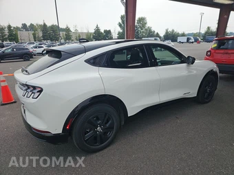 2021 Ford Mustang Mach-E California Route 1 - miniatura 4