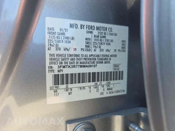 2021 Ford Mustang Mach-E Premium - miniatura 5