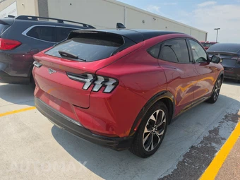 2021 Ford Mustang Mach-E Premium - miniatura 4