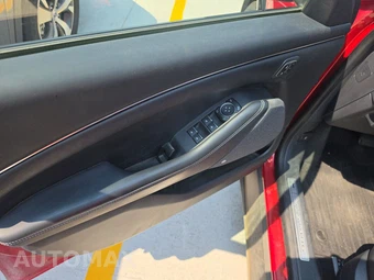 2021 Ford Mustang Mach-E Premium - miniatura 9