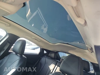 2021 Ford Mustang Mach-E Premium - miniatura 17