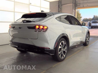 2021 Ford Mustang Mach-E Premium - miniatura 4