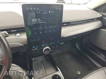 2021 Ford Mustang Mach-E Premium - miniatura 11