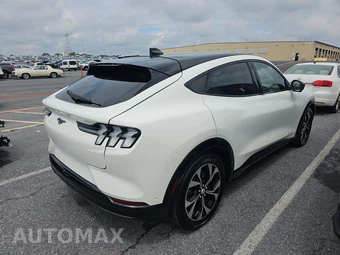 2021 Ford Mustang Mach-E Premium - miniatura 4