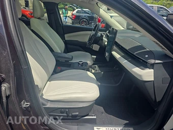 2021 Ford Mustang Mach-E Premium - miniatura 8
