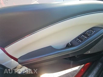 2021 Ford Mustang Mach-E Premium - miniatura 15