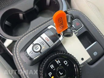 2021 Ford Mustang Mach-E Premium - miniatura 8