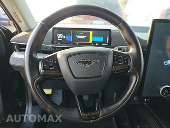 2021 Ford Mustang Mach-E Select – miniatura 10