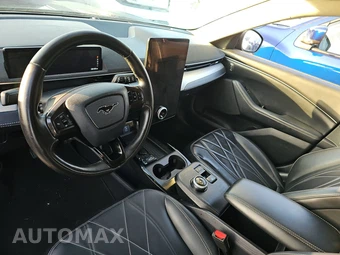2021 Ford Mustang Mach-E Select – miniatura 11