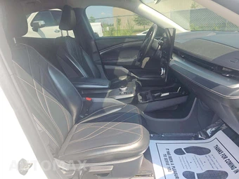 2021 Ford Mustang Mach-E Select - miniatura 19