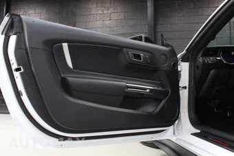2021 Ford Mustang Shelby GT500 Coupe - miniatura 44