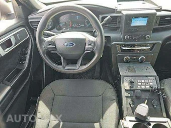 2021 Ford Police Interceptor Utility Base – miniatura 11