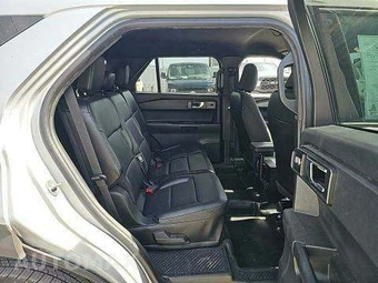 2021 Ford Police Interceptor Utility Base – miniatura 17