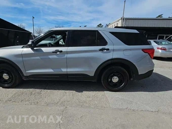 2021 Ford Police Interceptor Utility Base – miniatura 3