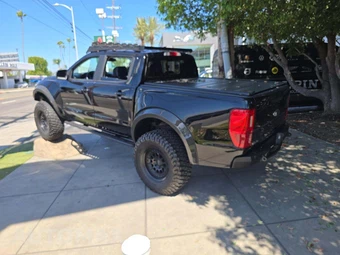 2021 Ford Ranger Lariat Crew Cab Medium Bed - miniatura 2