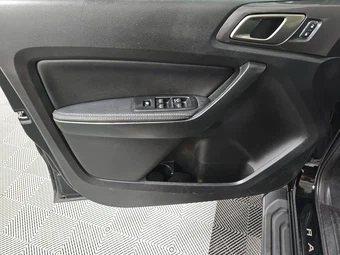2021 Ford Ranger Lariat Crew Cab Medium Bed - miniatura 9
