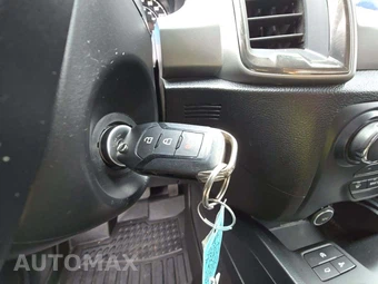 2021 Ford Ranger XLT Crew Cab Medium Bed - miniatura 8