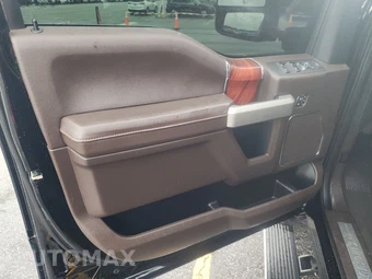 2021 Ford Super Duty F-250 King Ranch Crew Cab Medium Bed - miniatura 9