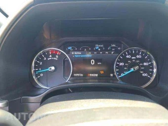 2021 Ford Super Duty F-250 Lariat Crew Cab Long Bed - miniatura 9