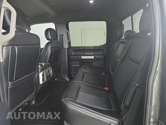 2021 Ford Super Duty F-250 Lariat Crew Cab Medium Bed - miniatura 10