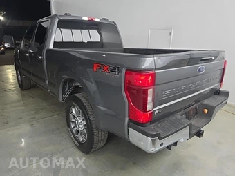 2021 Ford Super Duty F-250 Lariat Crew Cab Medium Bed - miniatura 6