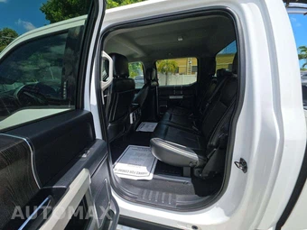 2021 Ford Super Duty F-250 Lariat Crew Cab Medium Bed - miniatura 10