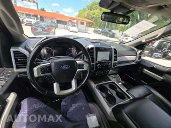 2021 Ford Super Duty F-250 Lariat Crew Cab Medium Bed - miniatura 7