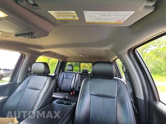 2021 Ford Super Duty F-250 Lariat Crew Cab Medium Bed - miniatura 11