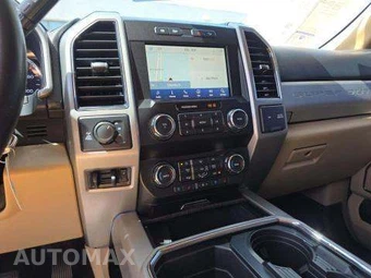 2021 Ford Super Duty F-250 Lariat Crew Cab Medium Bed - miniatura 10