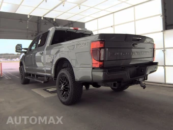2021 Ford Super Duty F-250 Lariat Crew Cab Medium Bed - miniatura 8