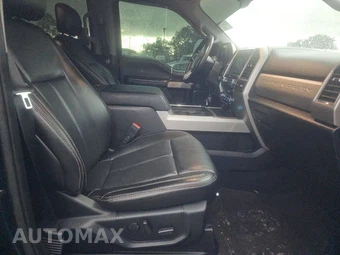 2021 Ford Super Duty F-250 Lariat Crew Cab Medium Bed - miniatura 8
